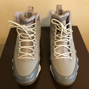 MENS Jordan’s Cool Grey 9